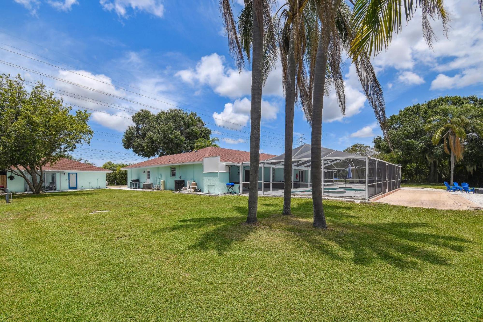 Lake House Westchase Area. Heated Pool Waterfront! Tampa Exterior photo